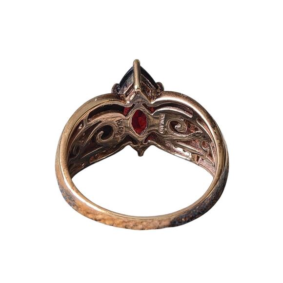 3.98ctw Vermeho Garnet, Black Diamond, White Topaz 18K Gold Over S/S Sz 10-10.5 - Picture 4 of 9